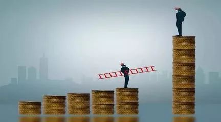 毕业十年年薪十万什么水平,毕业年薪百万是什么水平