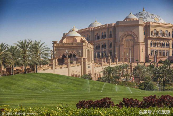 40吨黄金打造世界上最豪华的酒店,世界最豪华的黄金酒店