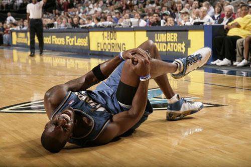 球哥半月板损伤,球哥摘除半月板