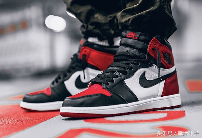 aj1经典款黑红脚趾为什么不涨价,aj1白丝绸和黑脚趾哪个值得买