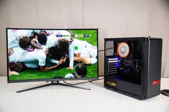 不能去现场看决赛？也许你应该组建一台看球神器