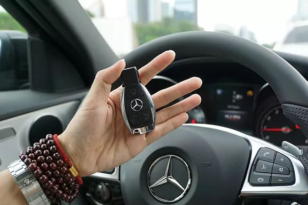 新款奔驰c完美进化,试驾奔驰C级