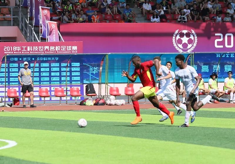 全球名校“世界杯”开赛啦！朋友圈已被高颜值的小鲜肉刷屏