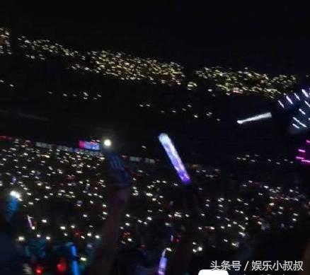 85后女白领追星三年花费近30万！自费头等舱全国跟拍为偶像不差钱