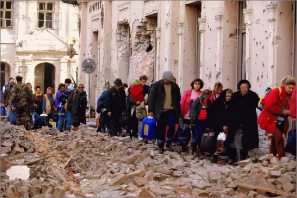 克罗地亚18年球员经历战乱,98年克罗地亚球员们经历过战争吗