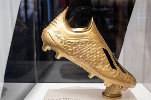 2018年世界杯最佳射手哈里凯恩,哈里凯恩冠军次数