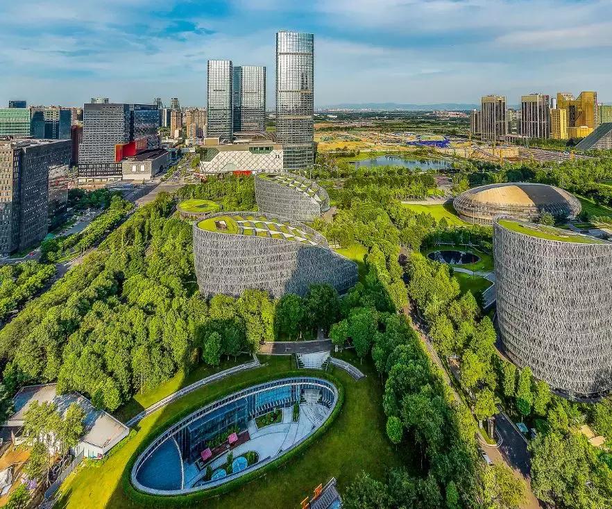 成都是座怎样的城市呢,成都是个什么样的城