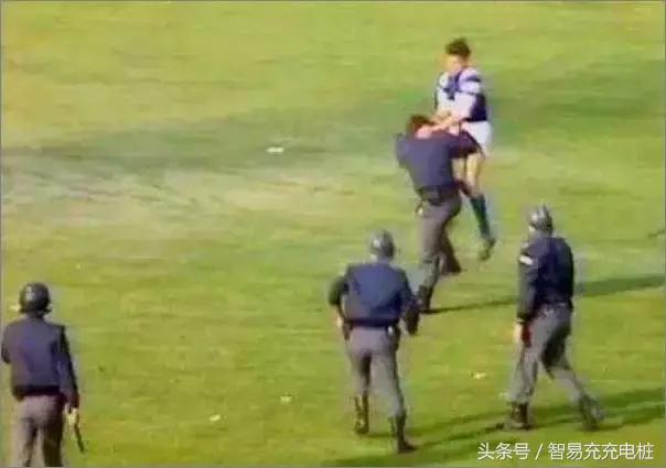 这就是我喜欢它的原因用英语说,这就是我喜欢体育的原因