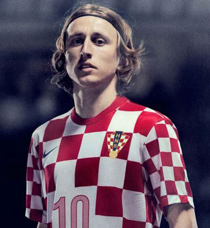 齐达内玄学接班人？莫德里奇“魔笛”引发2018年四大门将失误