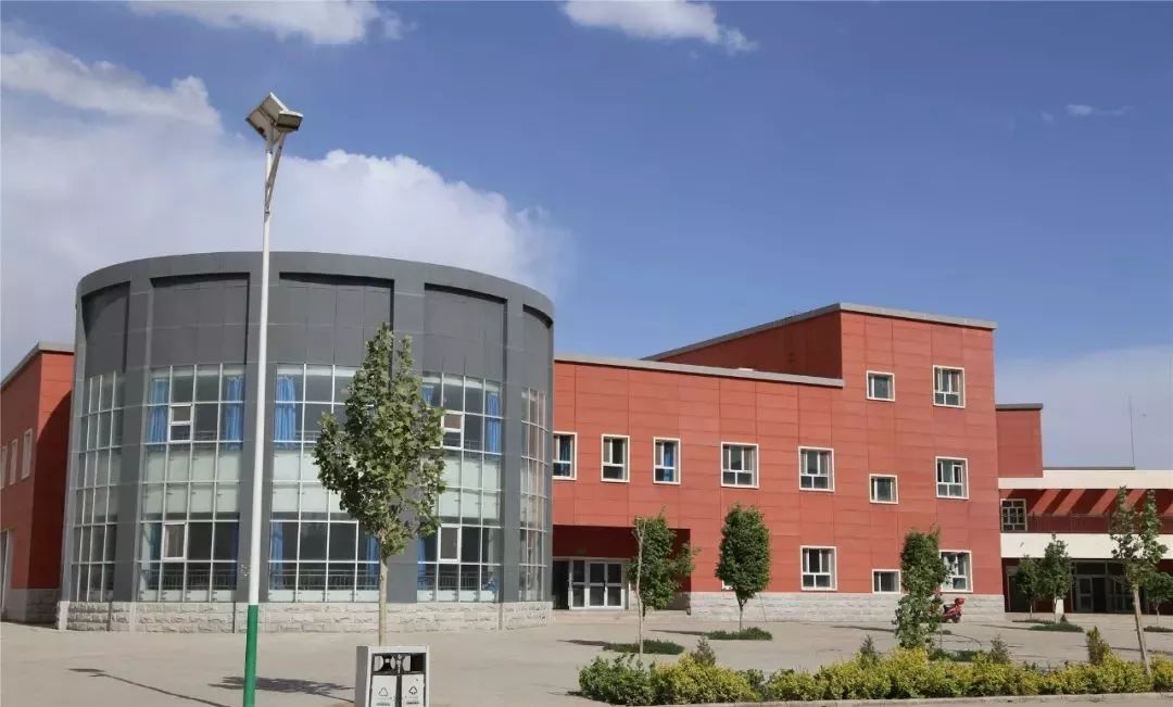 喀什二中好不好,对喀什二中的评价