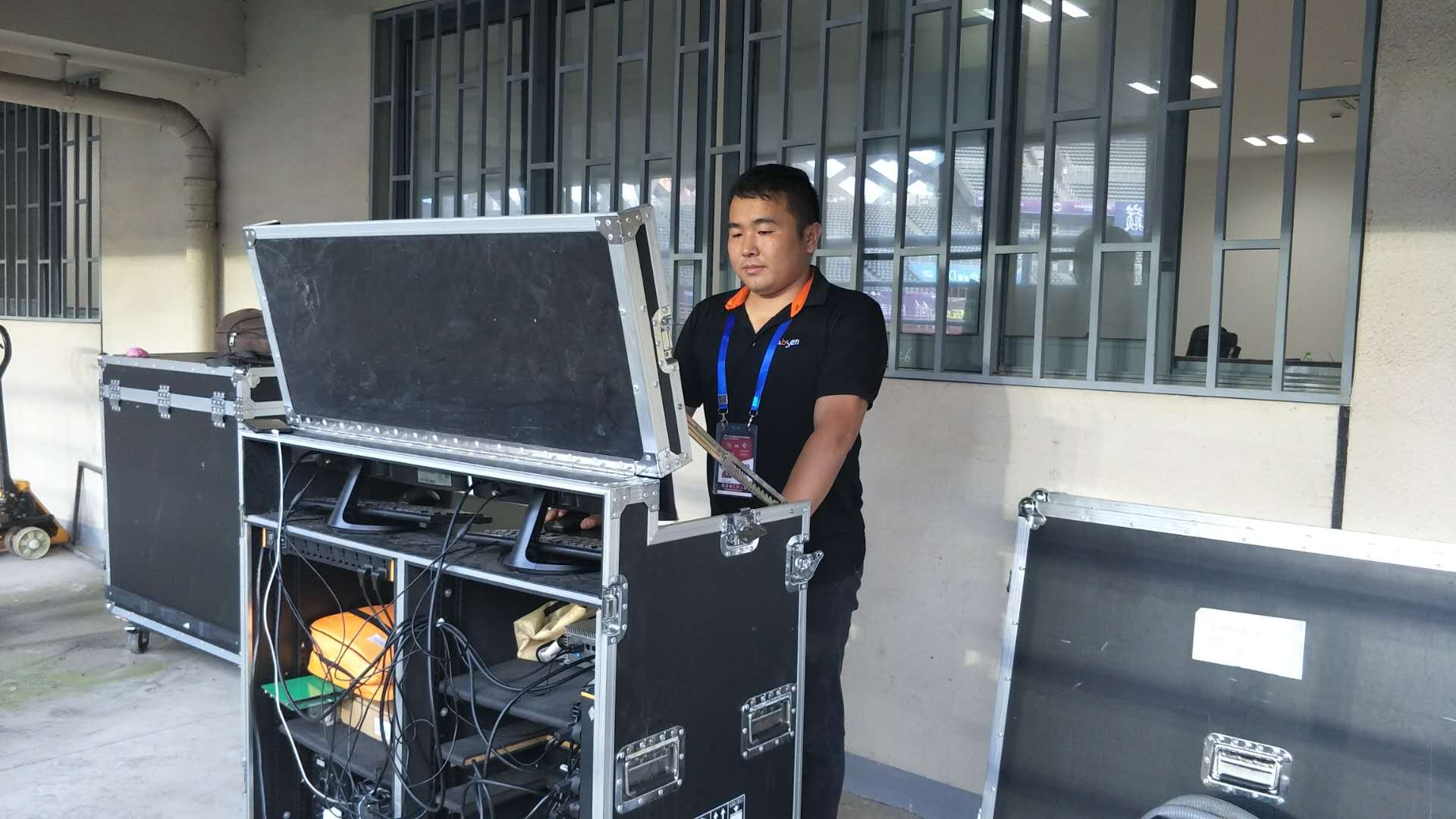 10天6城，2000多公里，艾比森用至真服务打造每一场完美足球赛事