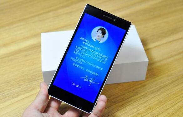 董明珠让员工买格力手机,董明珠为煤矿工人研发空调