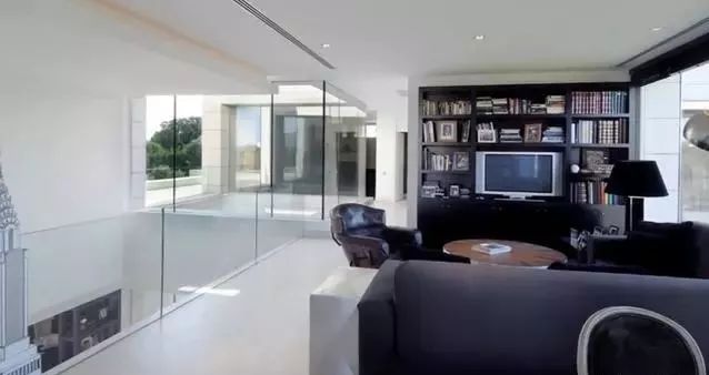 四大足球巨星的豪宅,足球巨星顶级豪宅