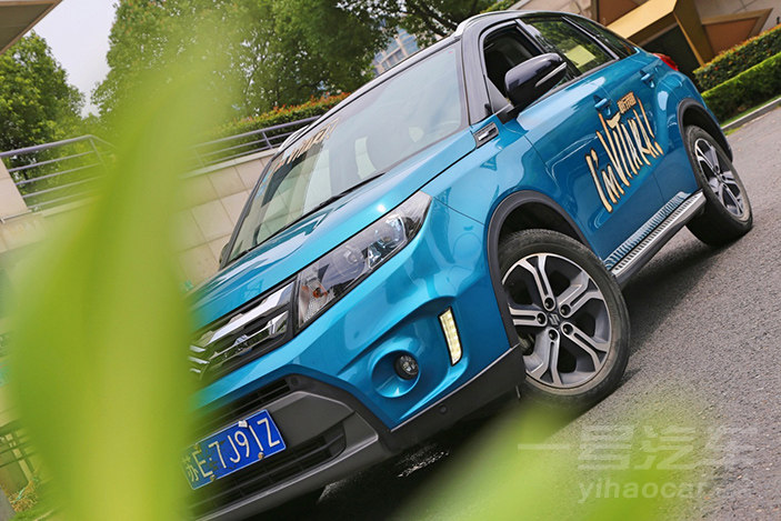 试驾长安铃木维特拉视频,刚柔并济戈壁试驾长安铃木维特拉