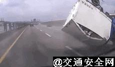 高温天气上高速安全吗,高温天气上高速车速高好还是低好