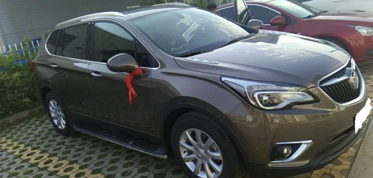 别克昂科威车主用车分享:有钱还得上2.0T,车内空间表现令人满意