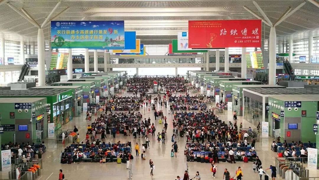 重磅!南昌站开通高铁,全国首趟“环湖”动车开行