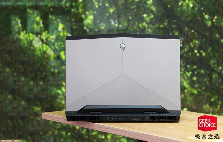 alienware17为什么便宜 (alienware17笔记本怎么样)