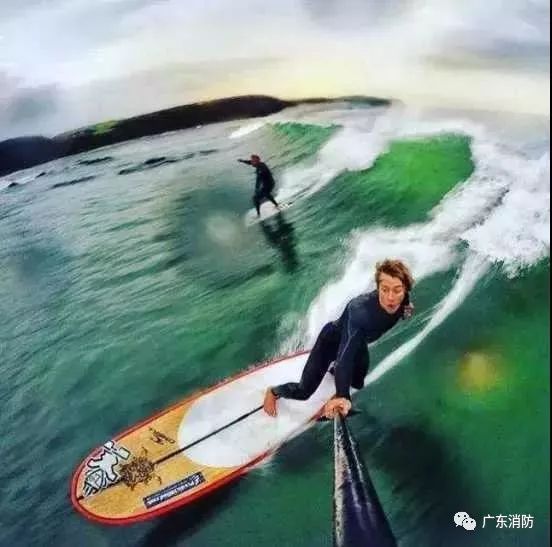 要命还是要赞？这些nozuonodie的自拍吓的小编手机都掉了！