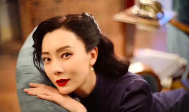 韩国足球守门员粉底,韩国足球门将化妆视频