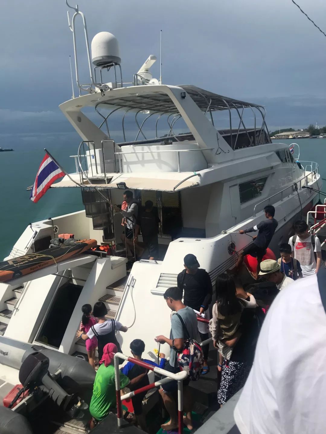 泰国沉船事故幸存者讲述,泰国沉船事件幸存者自述