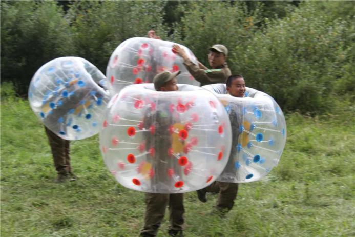 你的夏天又闷又热？不好意思，我们的Summer又清爽又有趣~