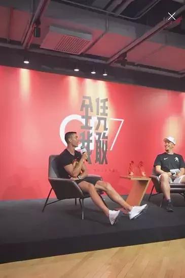 c罗的腿型完美,c罗小腿肌肉