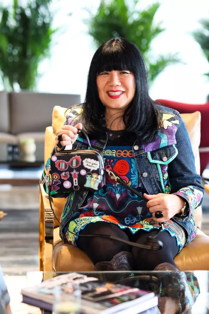 为什么肯德基用手提包,肯德基限量款包