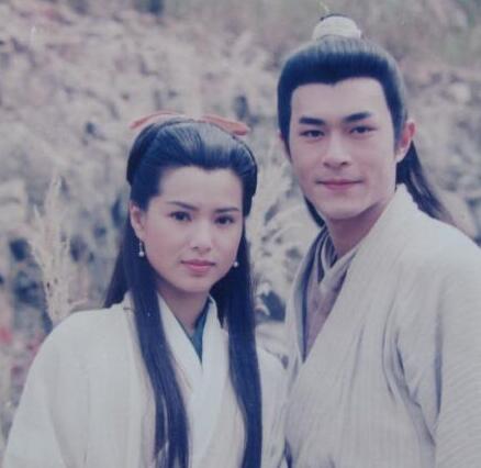 金庸对于神雕原著的评价,金庸评价神雕侠侣各个版本