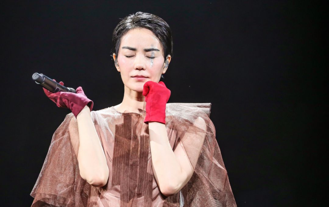 石榴粉别狂！王菲爱你24年而已