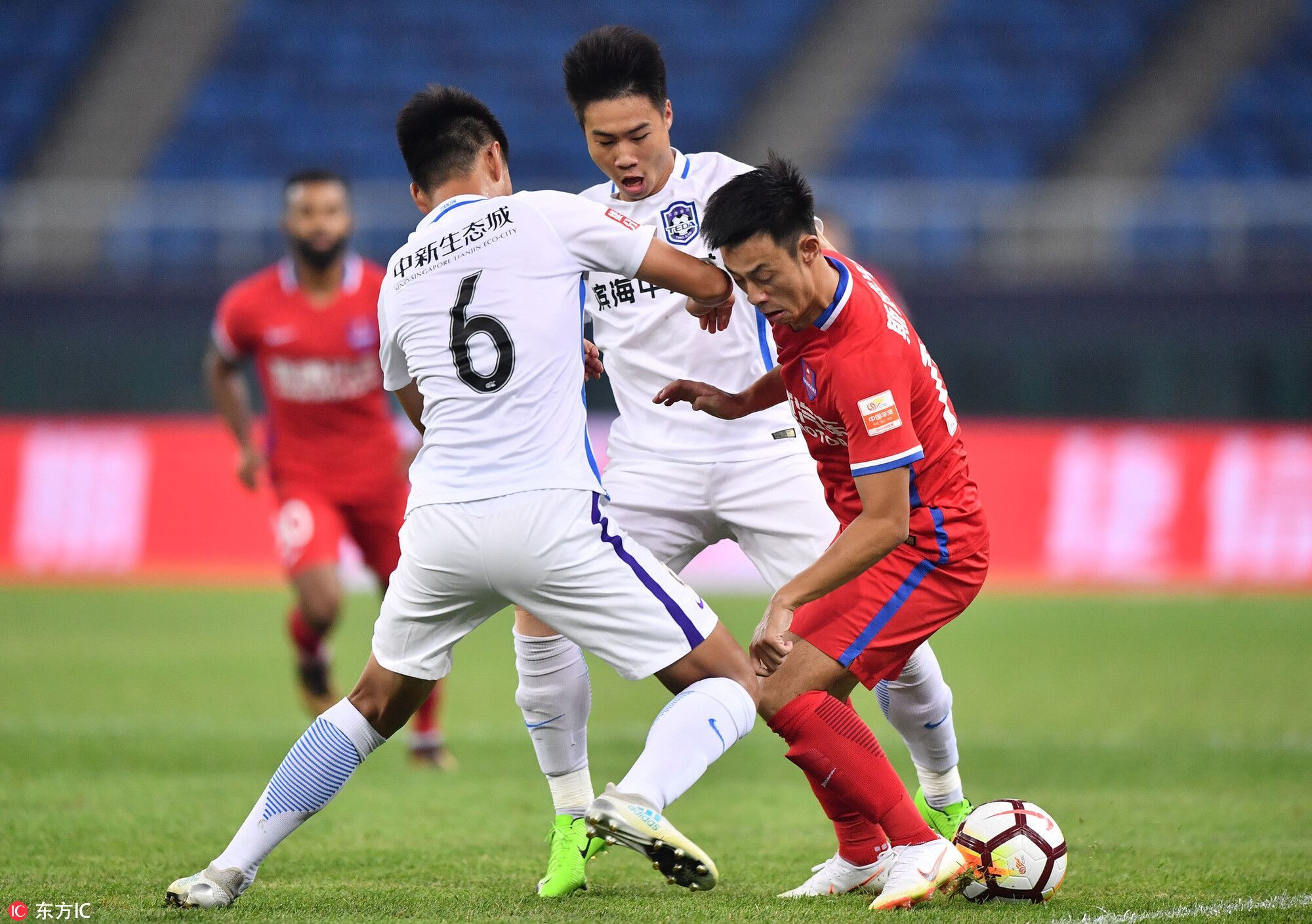 卡尔德克对阵重庆,卡尔德克世界波