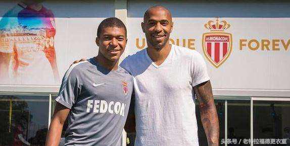 亨利姆巴佩谁强,新亨利姆巴佩获奖