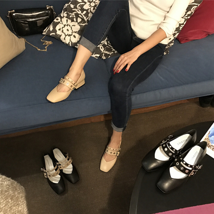 单鞋复古奶奶鞋 (复古时尚尖头奶奶鞋)