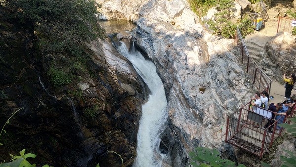 高冠瀑布风景,高冠瀑布游记
