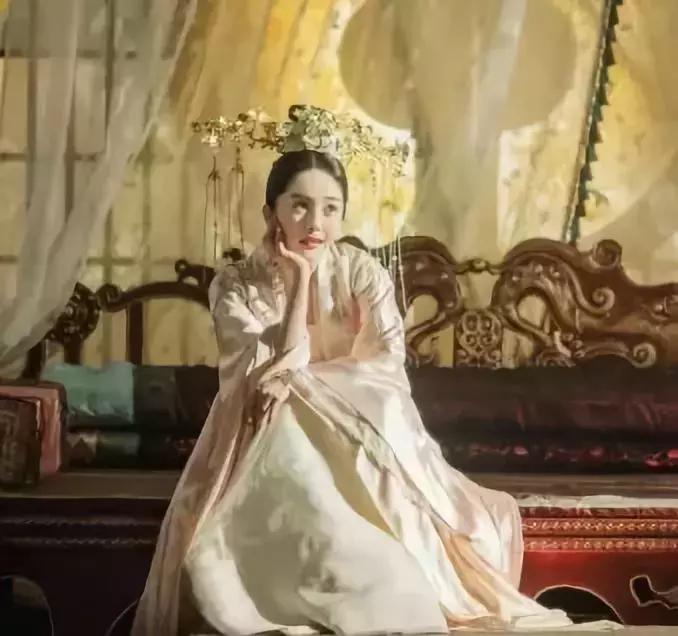 杨幂扶摇同款口红色号,扶摇杨幂同款口红是什么牌子