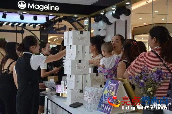 兴义汇金购物中心美食广场在哪里 (兴义市汇金购物中心)