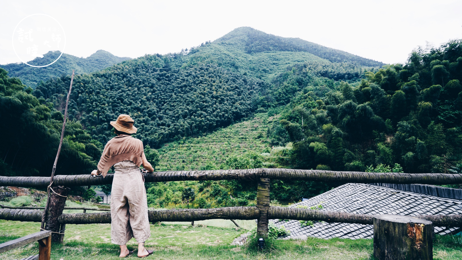 在梯田做成的无边泳池里游泳，私奔去这个隐秘山谷民宿做回野孩子