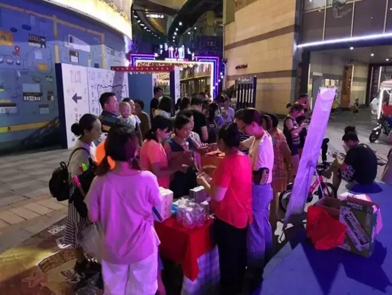 享受足球带来的快乐,享受足球乐趣挥洒激情活力