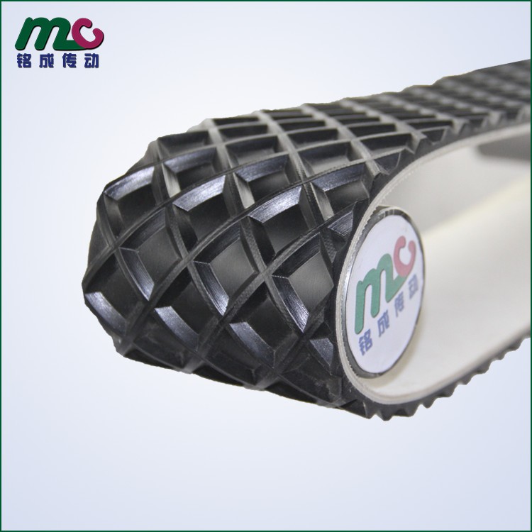 输送带跑偏形式有哪三种,输送带跑偏有什么症状