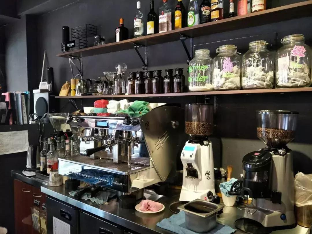 砸钱就想开好咖啡馆？失败案例我见多了！