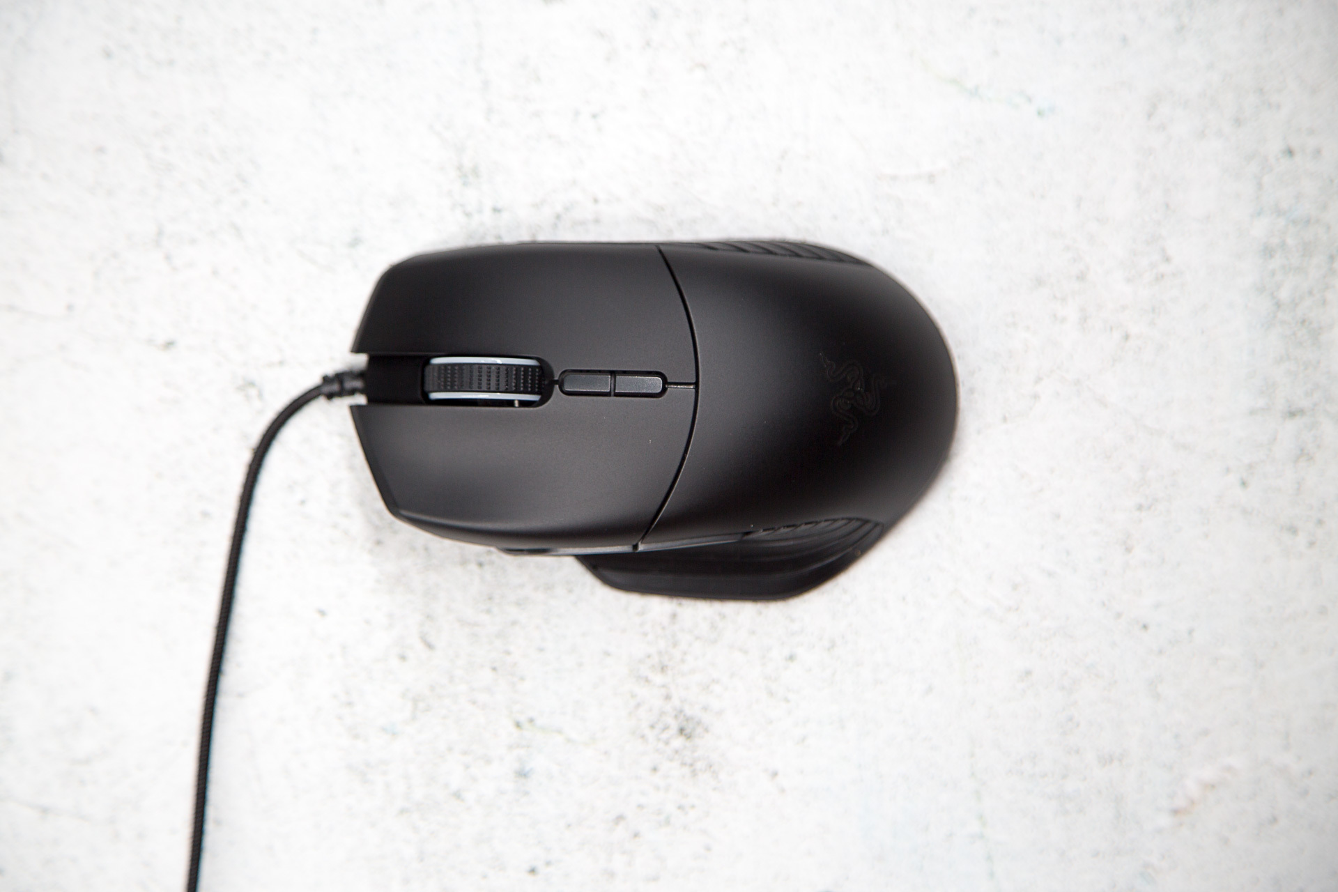 为fps而生的游戏本,雷蛇razer蝰蛇标准版游戏实测