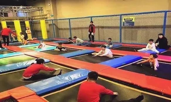武汉最好玩的蹦床公园,武汉大型儿童乐园淘气堡