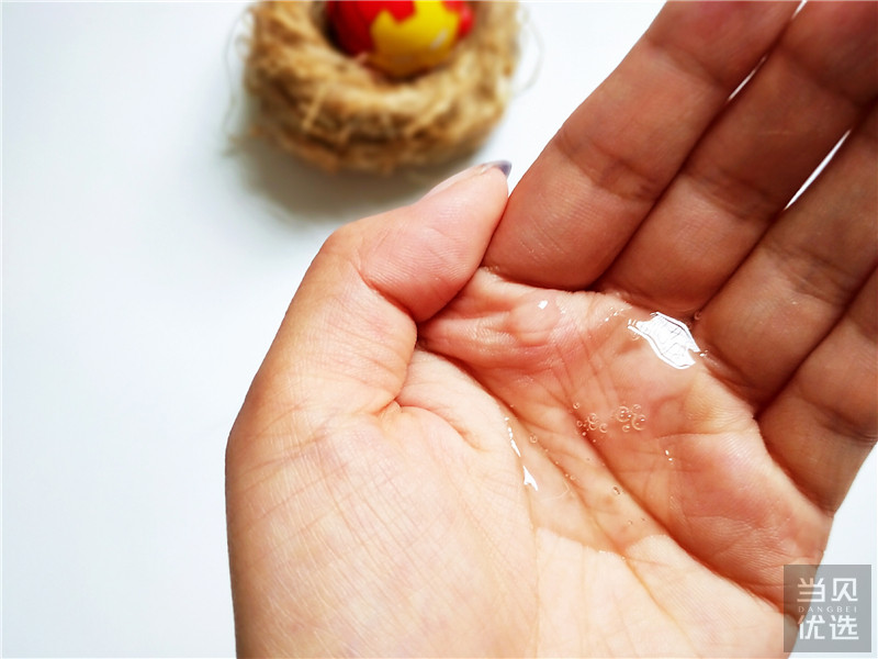 夏日轻透裸妆,丹姿水密码紧致抗皱补水保湿