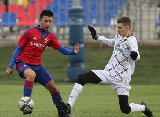 17岁进国足的球员,17岁入选中国男子足球队