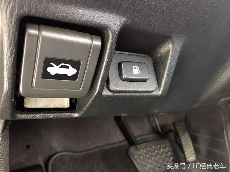 丰田皇冠j55,15款丰田皇冠优缺点