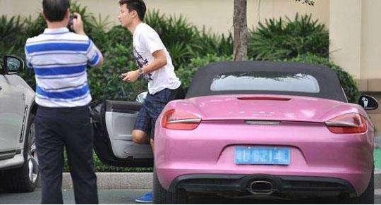 国足座驾有多低调,国足球星的豪车