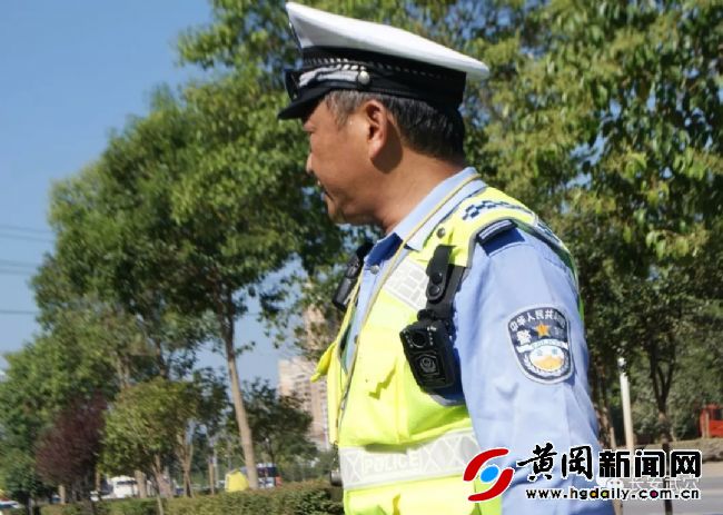 黄冈“焦”警“白黑”集中整治进行时……