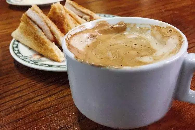 在澳门赌得倾家荡产的人,澳门有多少赌徒