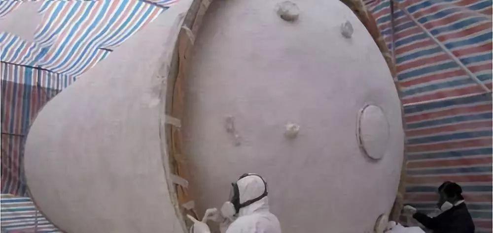 只有先进*器武**才能披三色编制袋！解放军现在还用哪些土法子？