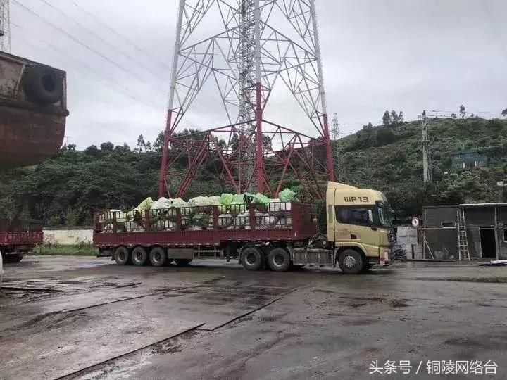 铜陵高价回收旧衣服,铜陵回收名牌衣服